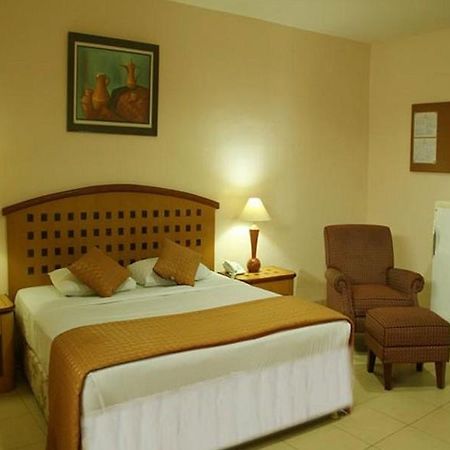 Kalisma Hotel Джакарта Екстериор снимка